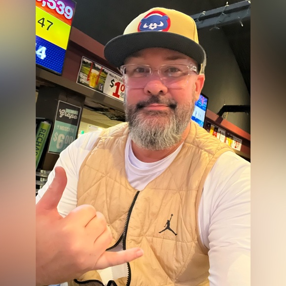 Meet your Posher, Joe - Picture 1 of 9